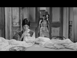 secured and abandoned (1963) - tragicomedy. pietro germi 720p