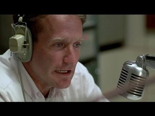 good morning, vietnam (1987) - military tragicomedy. barry levinson