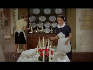 the modest charm of the bourgeoisie (1972) - a comedy. luis buñuel